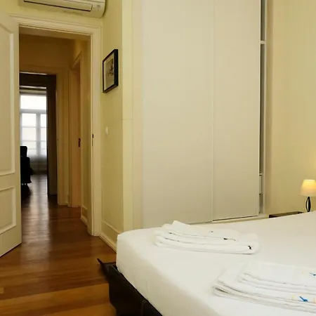 Fascinating In Historic Apartment Lissabon